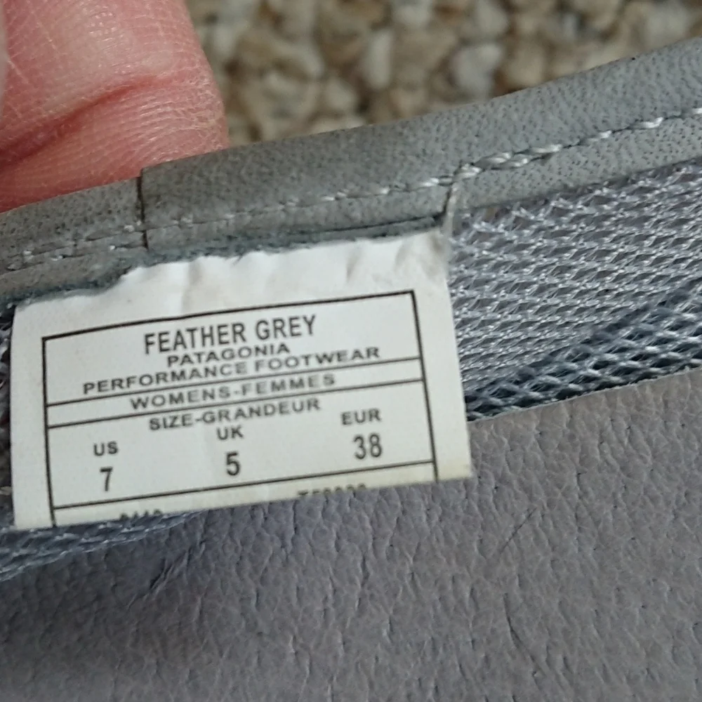 Patagonia Maha gray Breathe Black Nubuck Leather Ballet Flats size 7